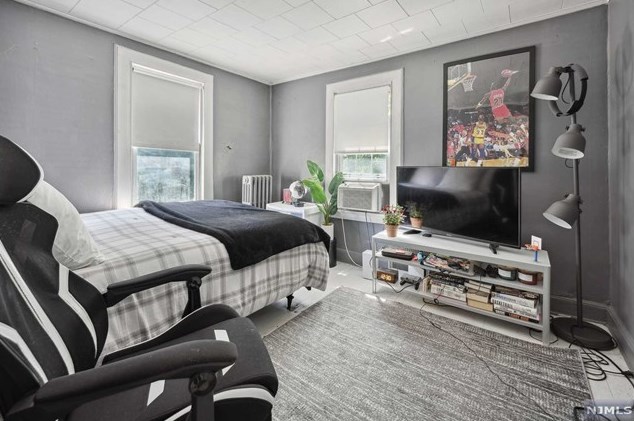 192 Pascack Rd, Park Ridge NJ 07656-1174 exterior