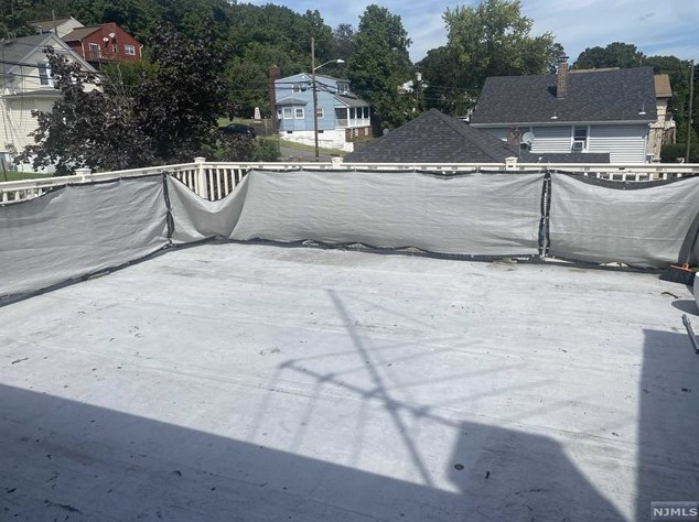 55 Avenue B, Paterson, NJ 07508
