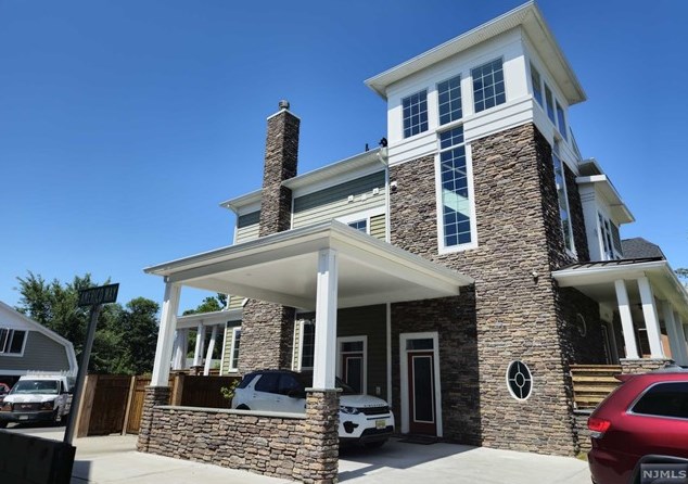 410 Park Ave, Rutherford, NJ 07070