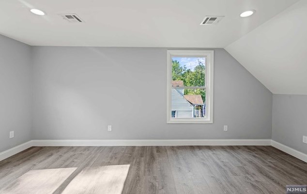 148 Valley Rd, Wayne NJ  07470-3949 exterior