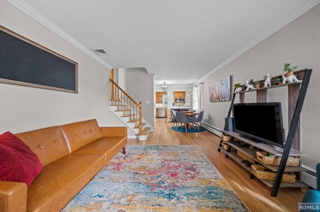 25 Preble Pl, Rutherford, NJ 07070-2610