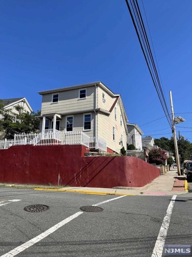 150 Maple St #2, Fairview, NJ 07022