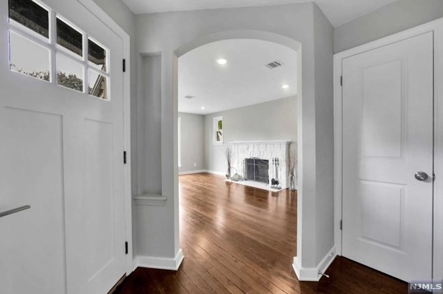 164 New York Ave, Dumont, NJ 07628