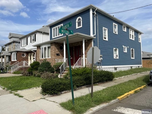 12 4th St, North Arlington, NJ 07031