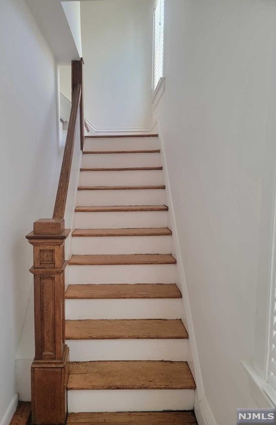 139 Union Pl #2nd Floor, Ridgefield Park, NJ 07660