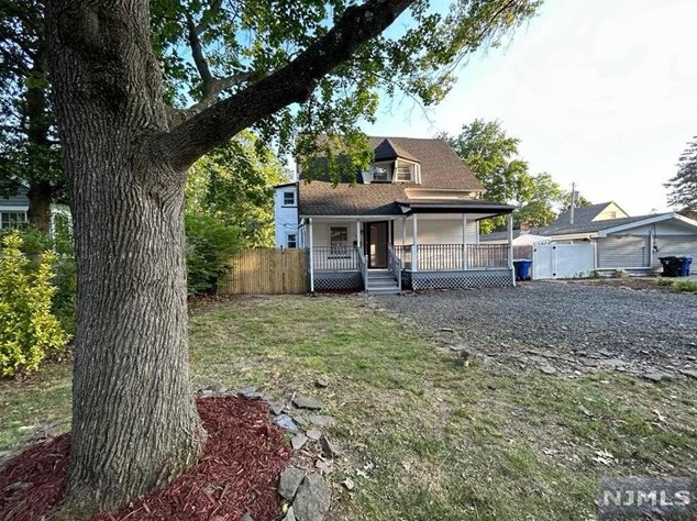 56 W Highland Ave, Atlantic Highlands, NJ 07716