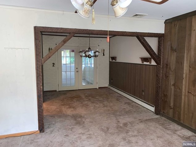 100 Star Lake Rd, Bloomingdale, NJ 07403