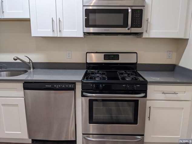 9-15 Washington St #4, Tenafly, NJ 07670