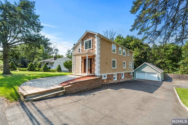 620 Lackawanna Ave, West Paterson, NJ 07424