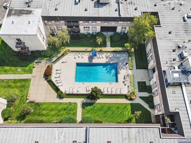 1111 River Rd #c7, Edgewater, NJ 07020
