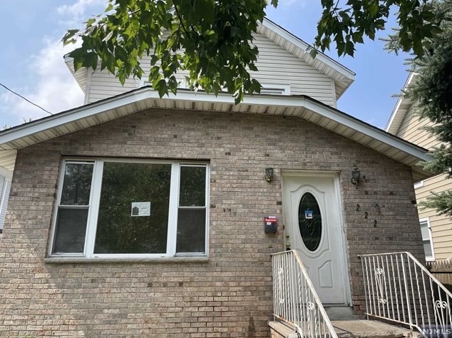 222 4th St, Ridgefield Park, NJ 07660