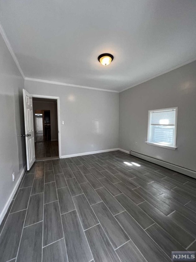 825 Rebecca Pl #1, Elizabeth, NJ 07201