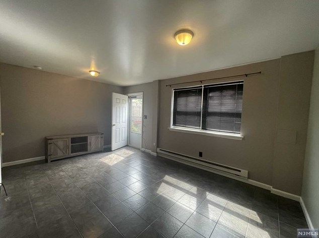 633 Sussex St #1, East Newark, NJ 07029