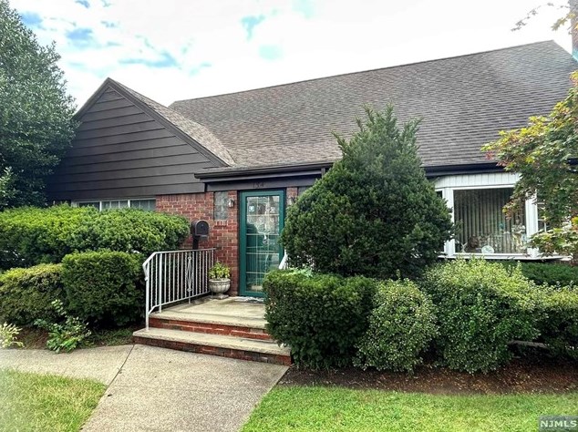 134 Westminster Pl, Lodi, NJ 07644