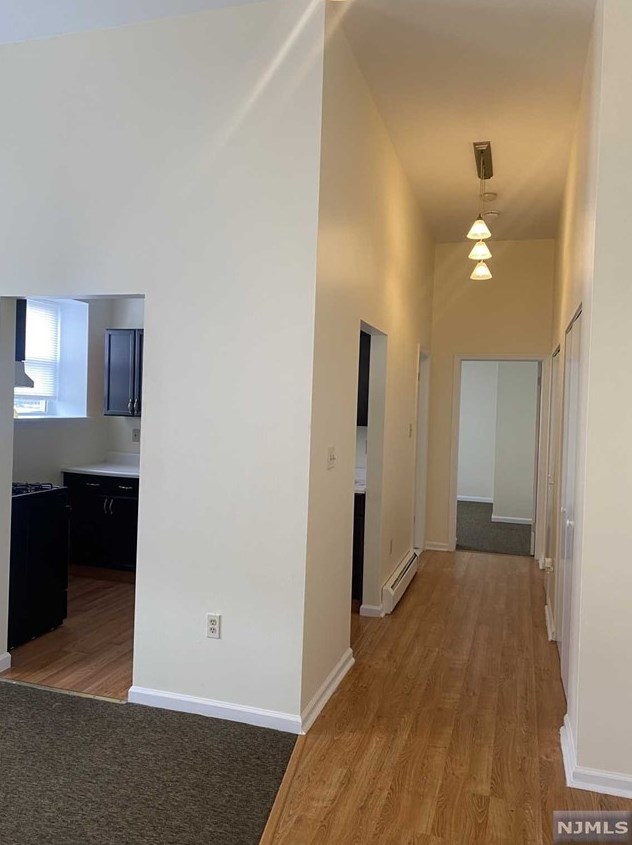 233 Kearny Ave, Kearny, NJ 07032