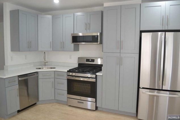 56 Myrtle Ave #1, Allendale, NJ 07401