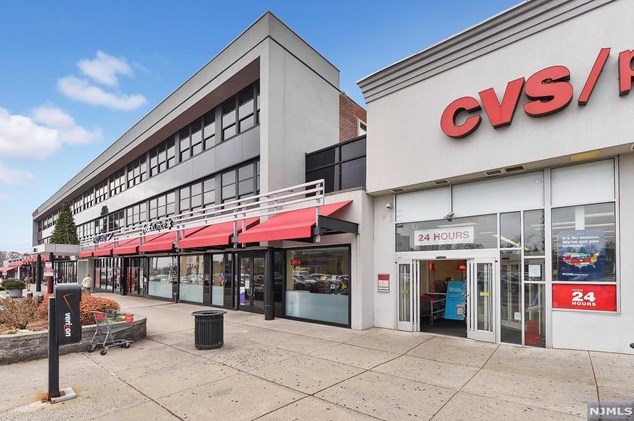 3021 Edwin Ave #4d, West Fort Lee, NJ 07024