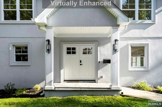 61 Howard Park Dr, Tenafly, NJ 07670-2936