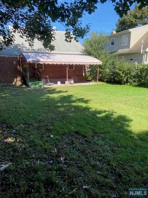 66 W Spring Valley Ave, Maywood, NJ 07607