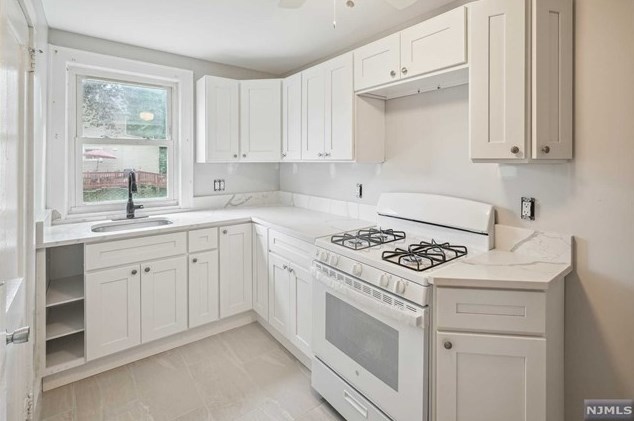 50 King Cole Rd #a, Hardyston, NJ 07419