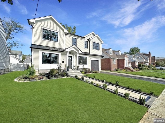 972 Midland Blvd, Union Center, NJ 07083-7450