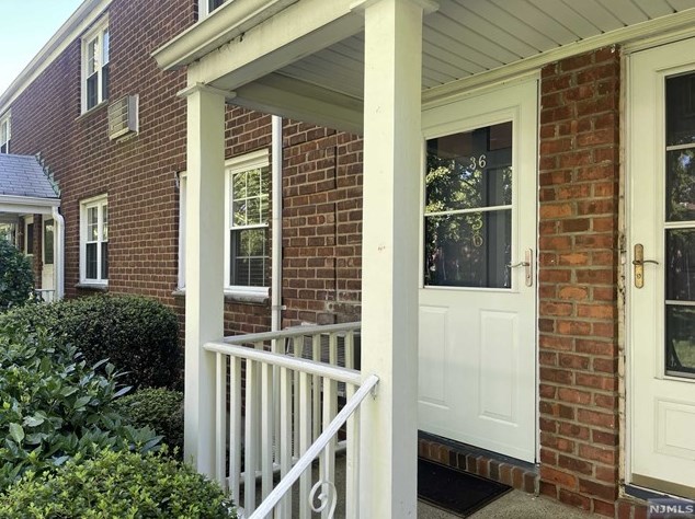 36 Clark Ct, Rutherford, NJ 07070