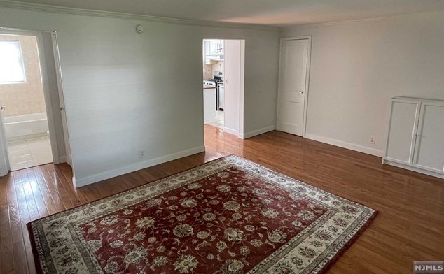 36 Clark Ct, Rutherford NJ  07070-1302 exterior