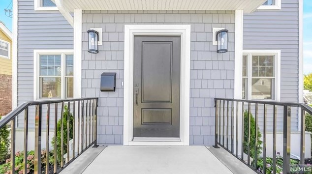 250 Coolidge Ave, Hasbrouck Heights, NJ 07604