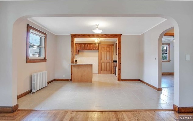 22 Montgomery St, Clifton, NJ 07011