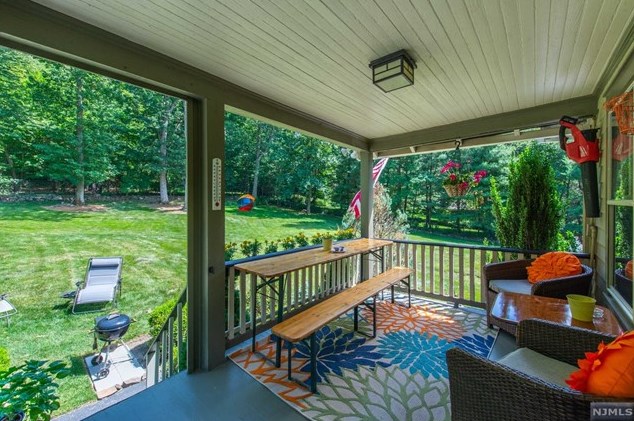 96 Grandview Ave #ch, West Caldwell, NJ 07006