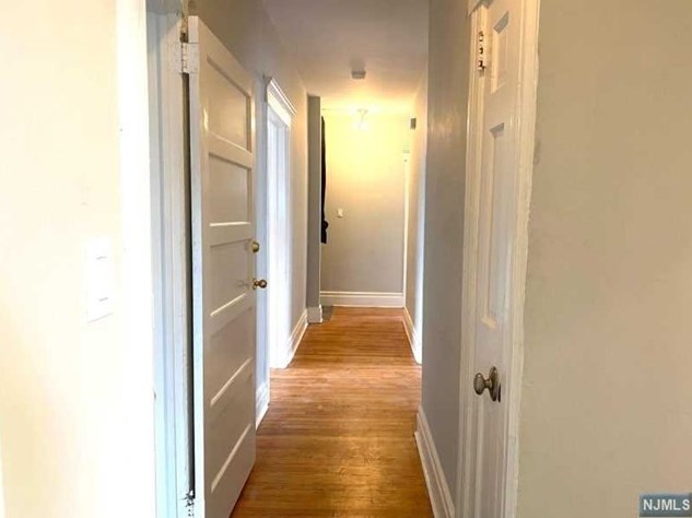 633 2nd Ave, Lyndhurst NJ  07071-1220 exterior