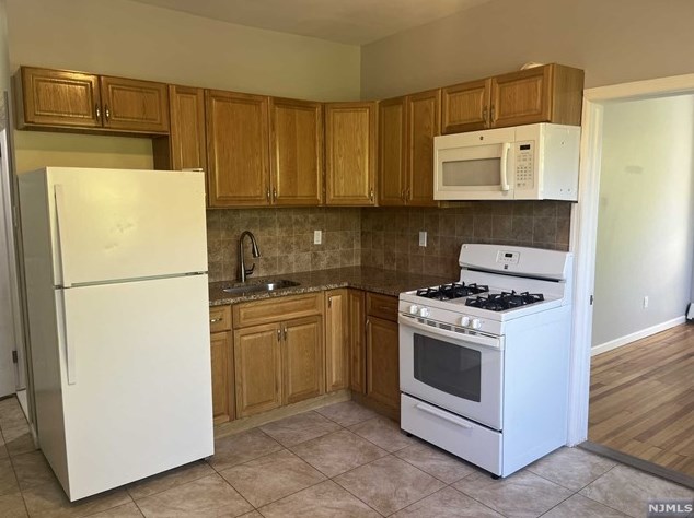 540 Kipp St, Teaneck, NJ 07666