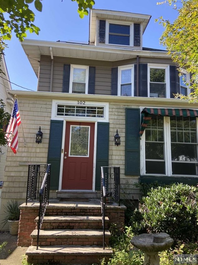 102 Daniel Ave #1, Rutherford, NJ 07070