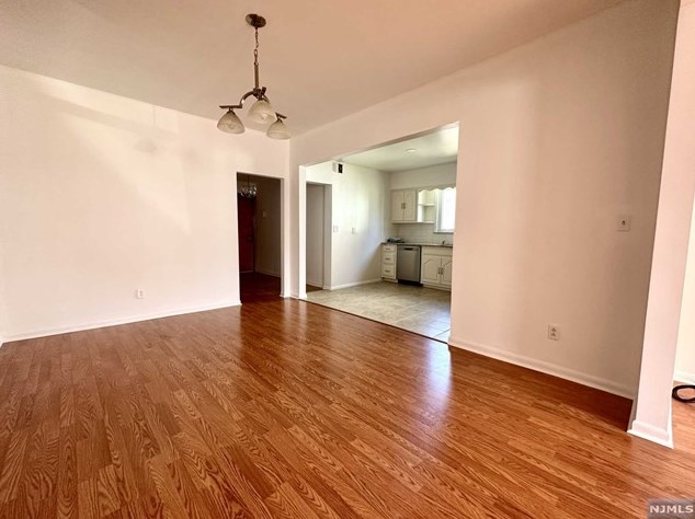 3 Pleasant Pl, Kearny, NJ 07032