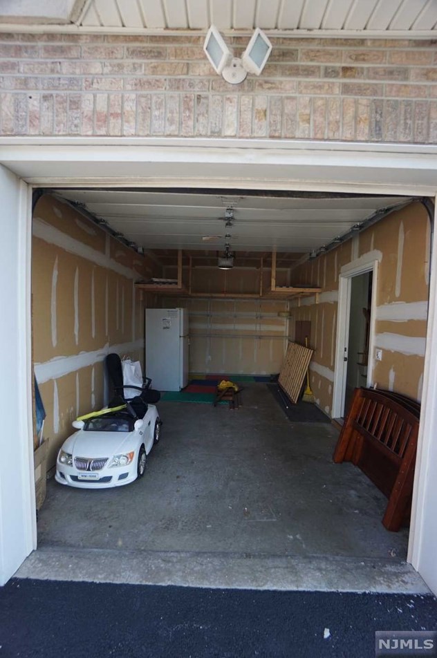 66 Terhune Ave #9, Lodi, NJ 07644
