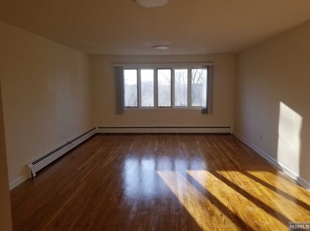 1482 15th St #1st Floor, West Fort Lee, NJ 07024
