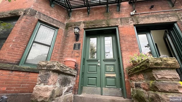 62 James St #3, Newark, NJ 07102
