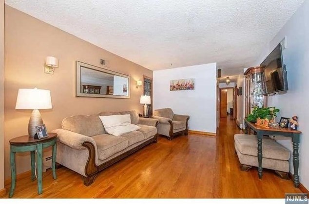 14 Brook St #1, Belleville, NJ 07109