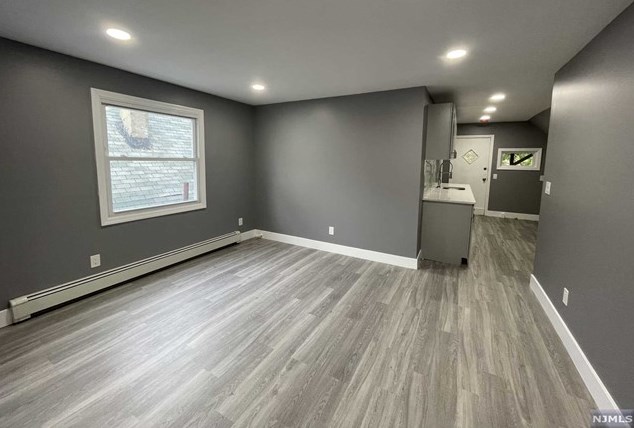 467-469 E 18th St #3, Paterson, NJ 07514