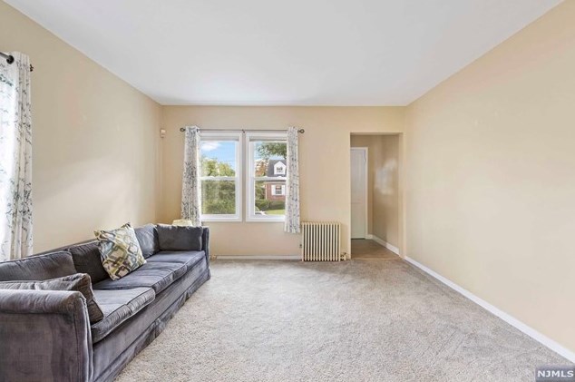 54 Bloomfield Ave, River Edge, NJ 07661