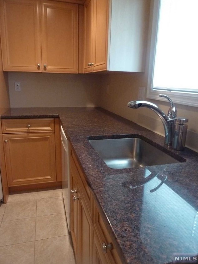 29 Emerson Rd, Westwood NJ  07675-2702 exterior