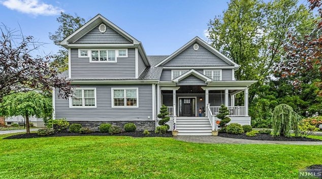 79 Weinmanns Blvd, Wayne, NJ 07470