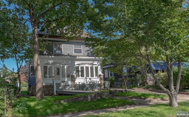 154 Donaldson Ave, Rutherford, NJ 07070