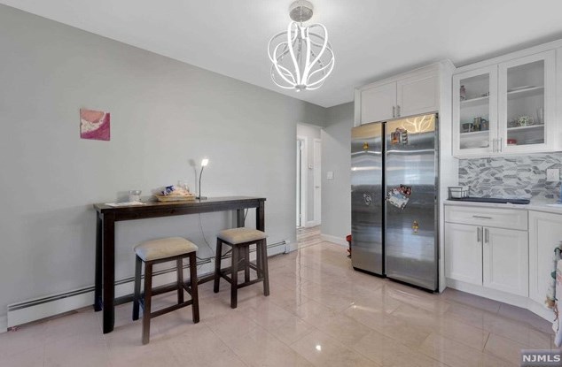 12 Strong St, Wallington NJ  07057-1415 exterior