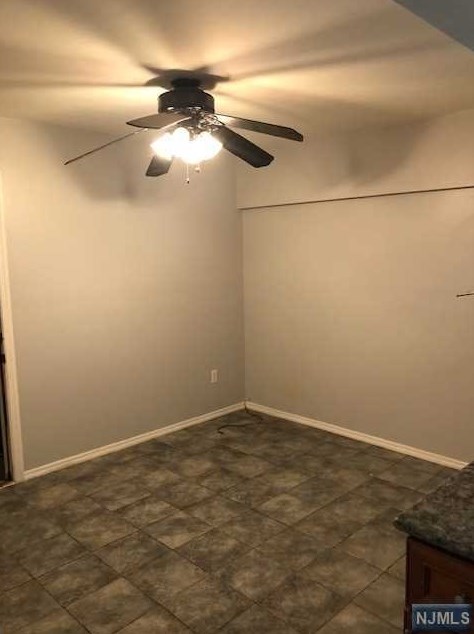 22 Lincoln Ave, Bergenfield, NJ 07621