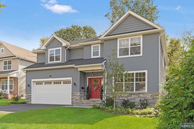 337 Washington Ave, Hillsdale, NJ 07642
