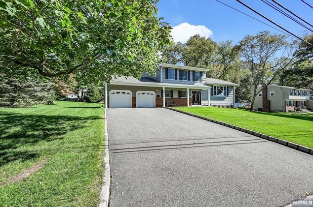 164 Sibbald Dr, Park Ridge, NJ 07656-2334