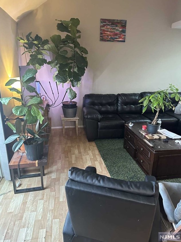 47 Presidential Dr, Englewood NJ  07631-3941 exterior