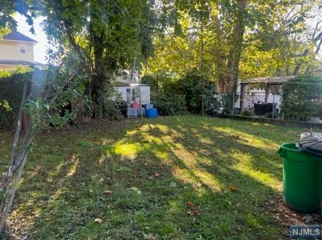 576 New Jersey Ave, Lyndhurst, NJ 07071