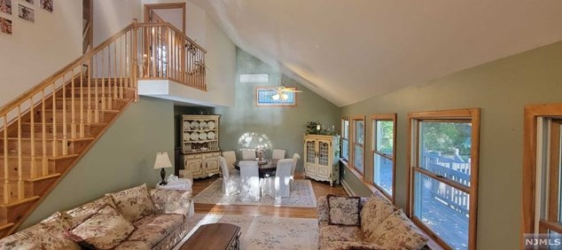 125 Upper Lakeview Ave, Skyline Lakes NJ  07456-2831 exterior